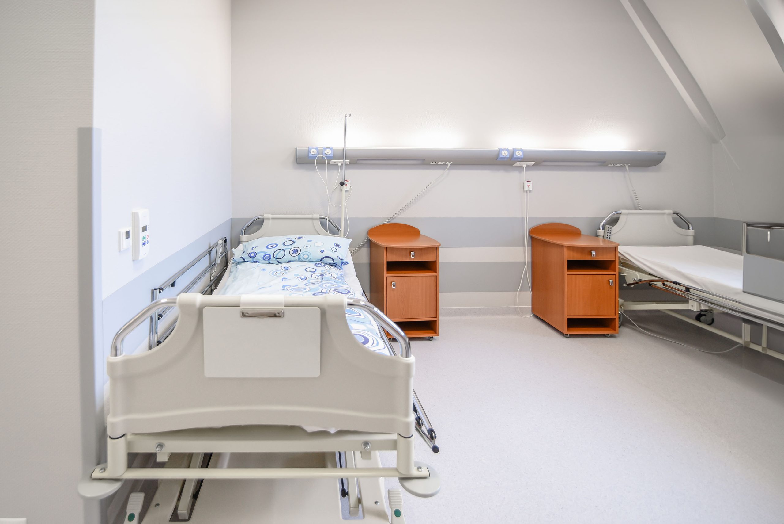 MEDINCUS hospital room"