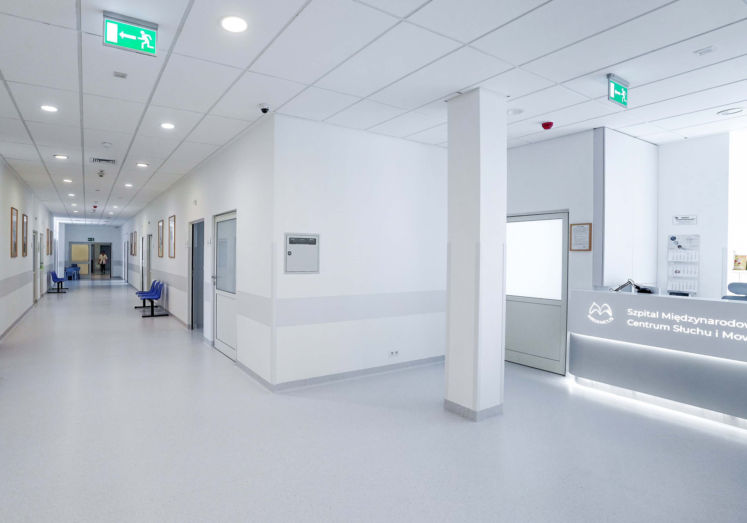 MEDINCUS hospital reception"